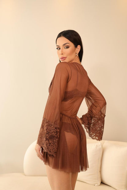 TULLE AND RUFFLED DRESSES